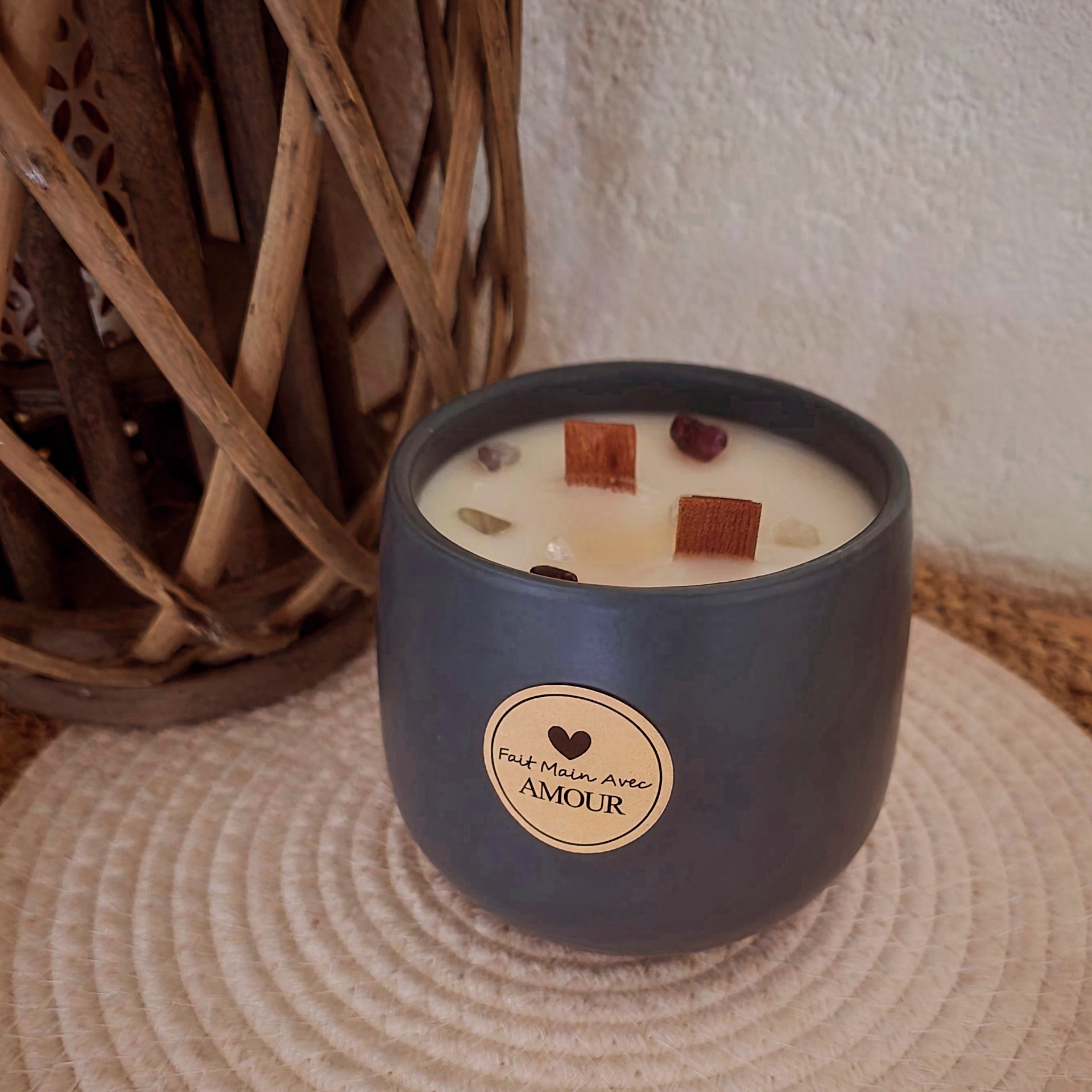 Bougie Jesmonite: Modèle G